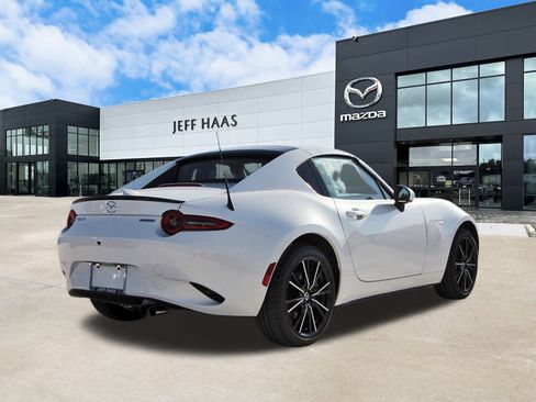New 2025 MAZDA MX-5 Miata RF Grand Touring image 3