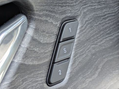 Certified 2025 Jeep Grand Cherokee Limited w/ Luxury Tech Group II image 19