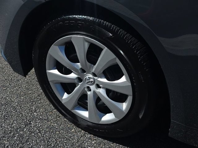 Used 2026 Toyota Corolla LE FWD image 9