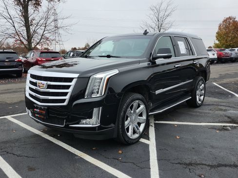 Used 2018 Cadillac Escalade Luxury image 38