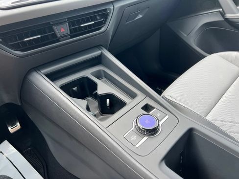 New 2026 Volkswagen Tiguan SE R-Line AWD/4WD image 19