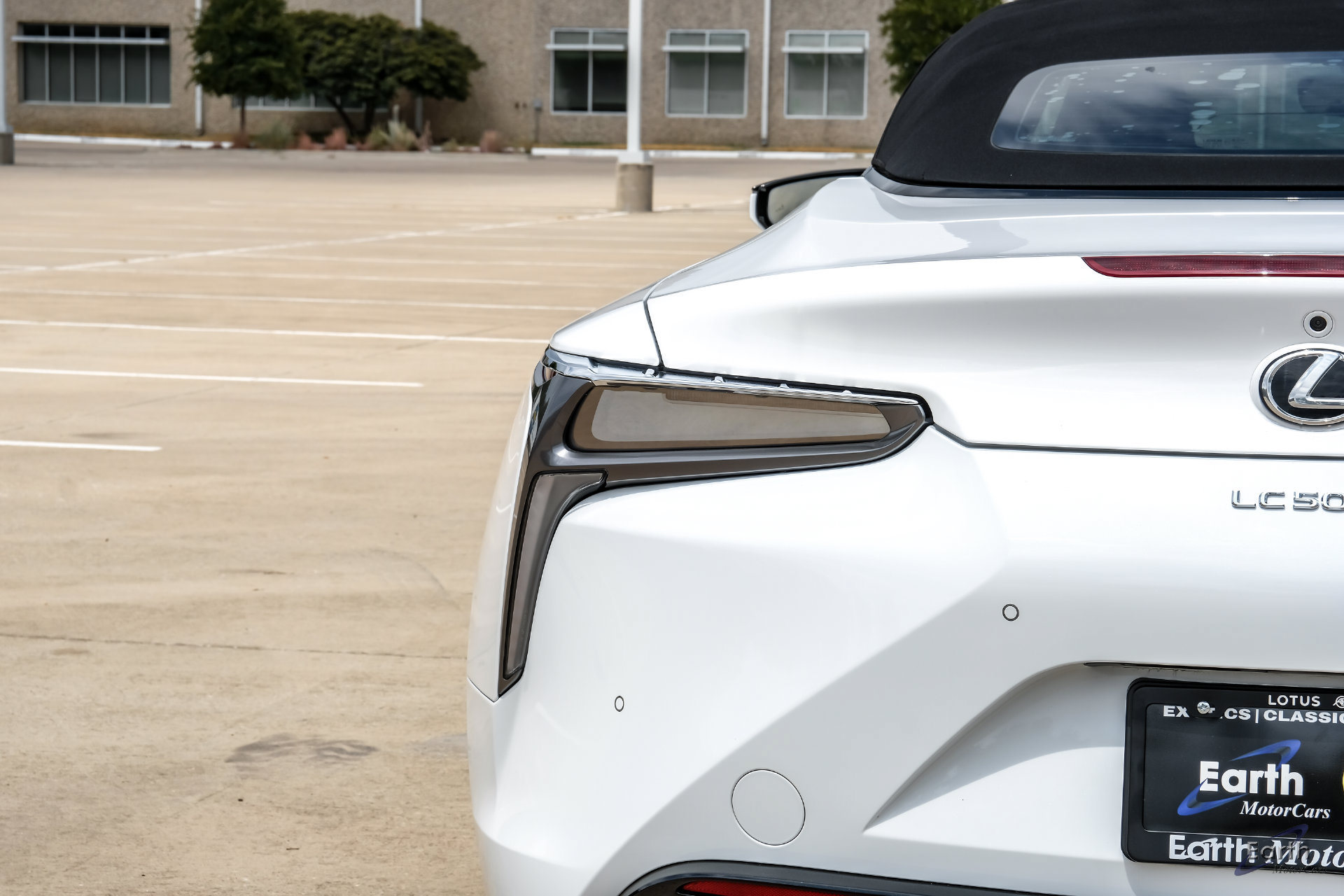 Used 2021 Lexus LC 500 Convertible w/ Touring Package RWD image 16