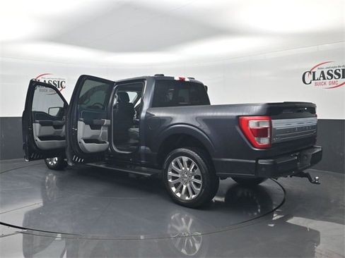 Used 2022 Ford F150 Limited image 34