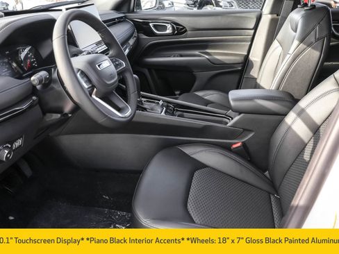 New 2026 Jeep Compass Latitude AWD/4WD image 5