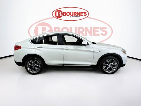 Used 2018 BMW X4 xDrive28i AWD/4WD image 12
