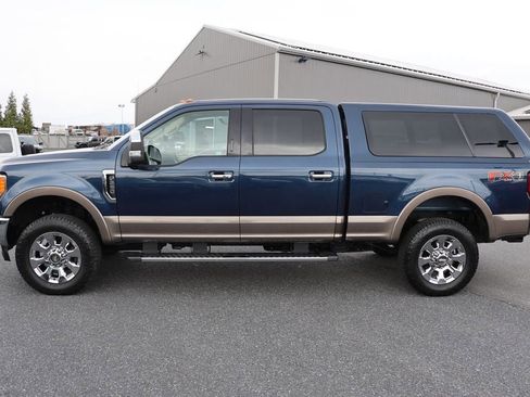 Used 2019 Ford F250 Lariat w/ Lariat Ultimate Package image 4