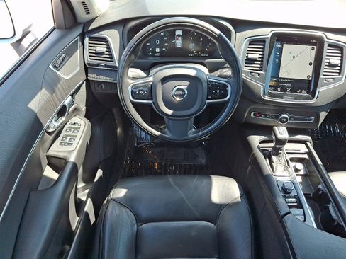 Used 2020 Volvo XC90 T5 Momentum AWD/4WD image 12