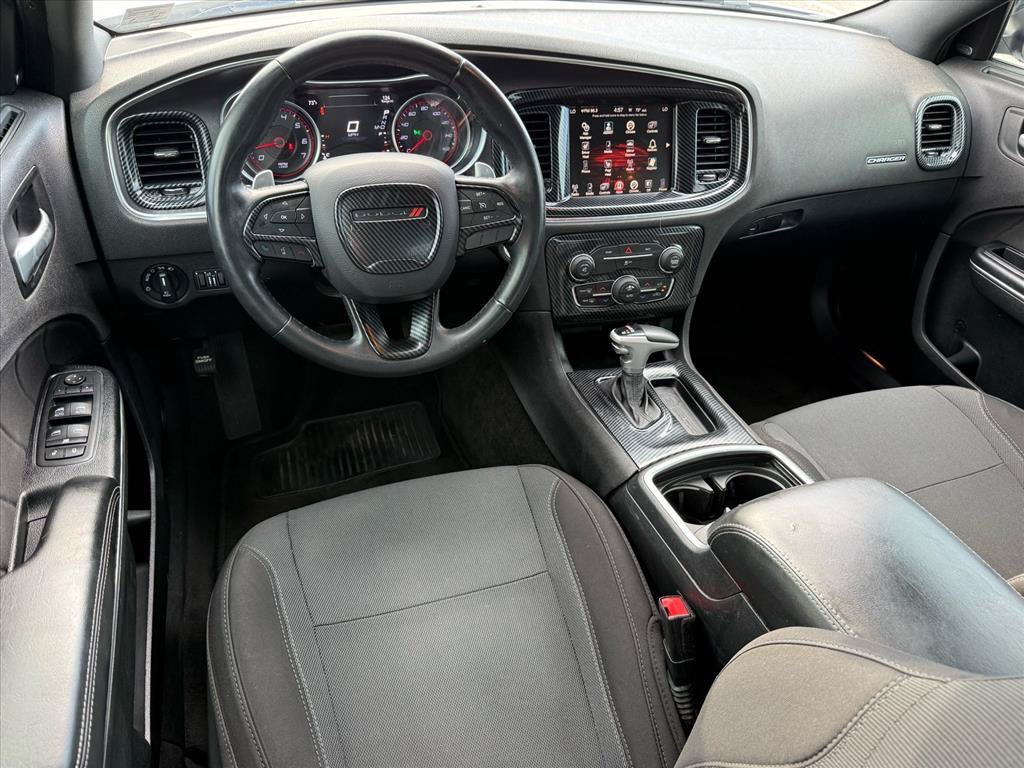 Used 2016 Dodge Charger R/T RWD image 15