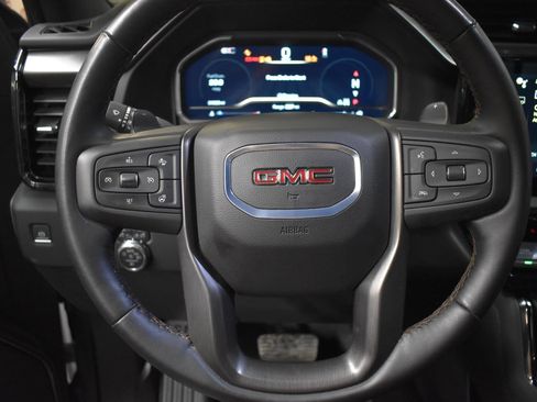 Used 2024 GMC Sierra 1500 AT4 w/ Technology Package image 22