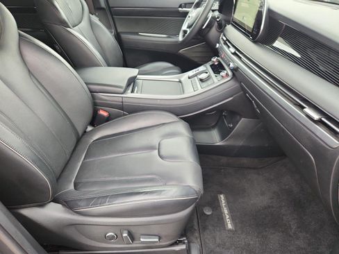 Used 2025 Hyundai Palisade Calligraphy FWD image 29