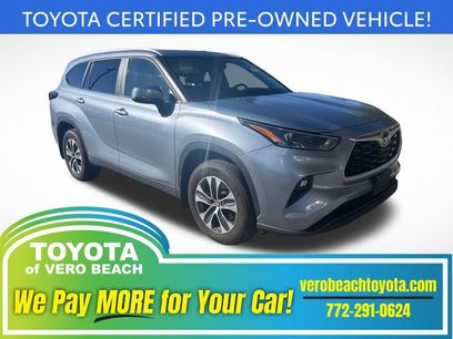 Used 2024 Toyota Highlander XLE