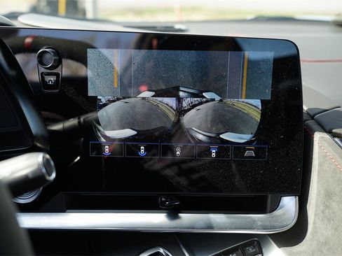 Used 2023 Chevrolet Corvette Stingray Premium Conv w/ Z51 Performance Package image 32