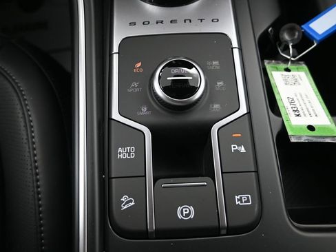 New 2026 Kia Sorento EX AWD/4WD image 31