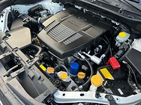 Used 2024 Subaru Forester Premium image 30