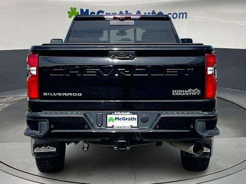 Used 2022 Chevrolet Silverado 3500 High Country w/ Z71 Off-Road Package image 5