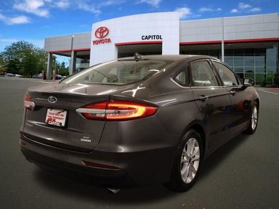 Used 2019 Ford Fusion SE