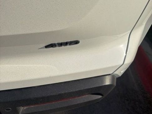 Used 2025 Nissan Pathfinder Rock Creek AWD/4WD image 4