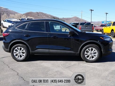 Used 2025 Ford Escape Active image 7