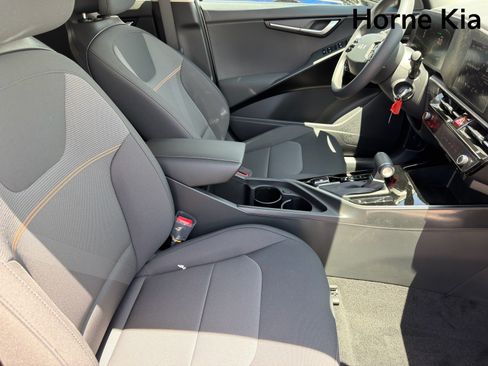 New 2026 Kia Niro LX FWD image 23