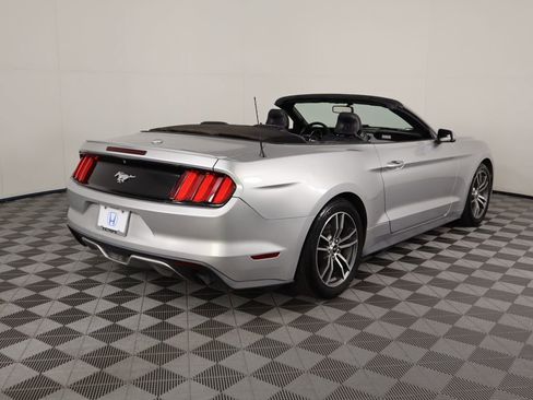 Used 2016 Ford Mustang Premium image 5