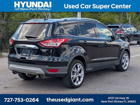 Used 2016 Ford Escape Titanium w/ Equipment Group 301A AWD/4WD image 5