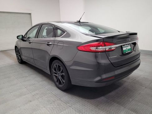 Used 2018 Ford Fusion SE w/ Equipment Group 201A FWD image 5