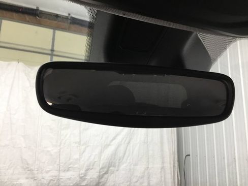 Used 2023 Jeep Grand Cherokee Laredo AWD/4WD image 30