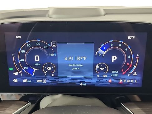 New 2025 Chevrolet Suburban Premier image 29