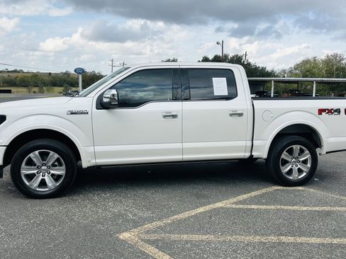 Used 2019 Ford F150 Platinum w/ Equipment Group 701A Luxury image 5
