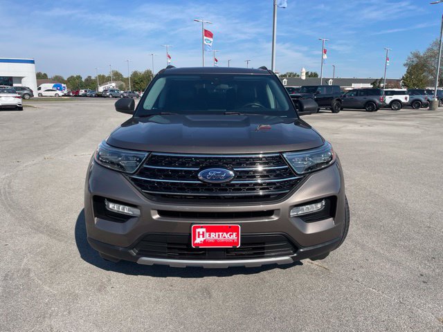 Used 2021 Ford Explorer XLT w/ Equipment Group 202A RWD image 3