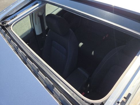 Certified 2022 Honda Civic EX image 4