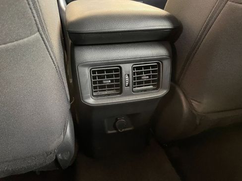 Used 2025 Toyota RAV4 LE image 34