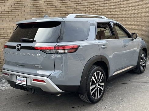 Used 2025 Nissan Pathfinder Platinum w/ Cargo Package image 26