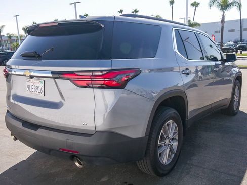 Used 2024 Chevrolet Traverse LT FWD image 9