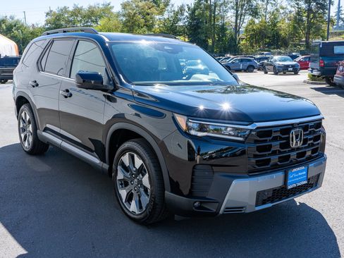 New 2026 Honda Pilot Elite image 4
