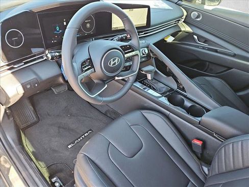 New 2026 Hyundai Elantra Limited image 3