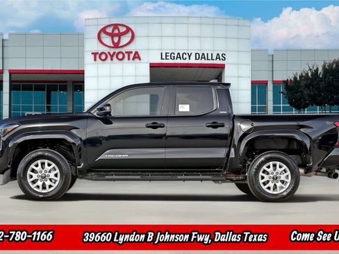 Used 2025 Toyota Tacoma SR5 AWD/4WD image 6