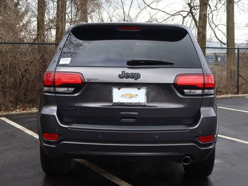 Used 2019 Jeep Grand Cherokee Altitude image 6