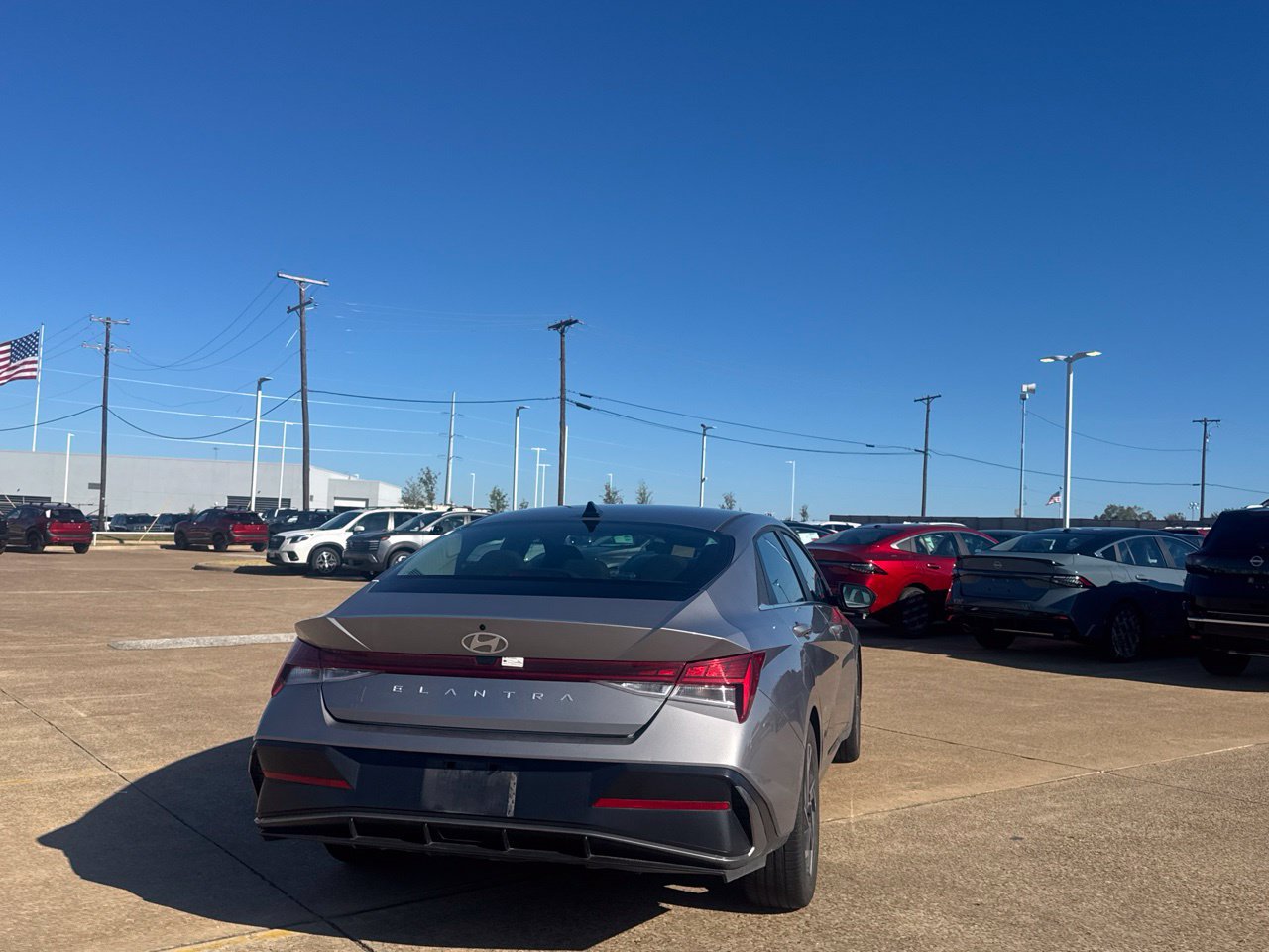 Used 2025 Hyundai Elantra SEL FWD image 26
