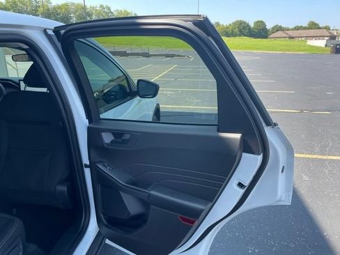 Used 2024 Ford Escape Active w/ Tech Pack #1 AWD/4WD image 42