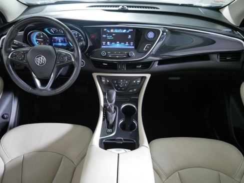 Used 2018 Buick Envision Essence image 11