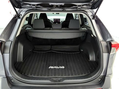 Used 2024 Toyota RAV4 LE image 24