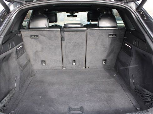 Used 2018 Audi SQ5 Premium Plus w/ S Sport Package image 10