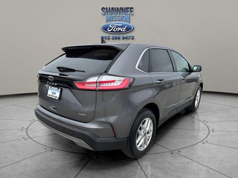Used 2022 Ford Edge SEL image 5