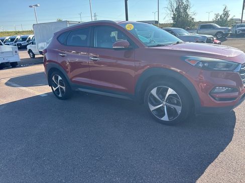 Used 2016 Hyundai Tucson Limited AWD/4WD image 4