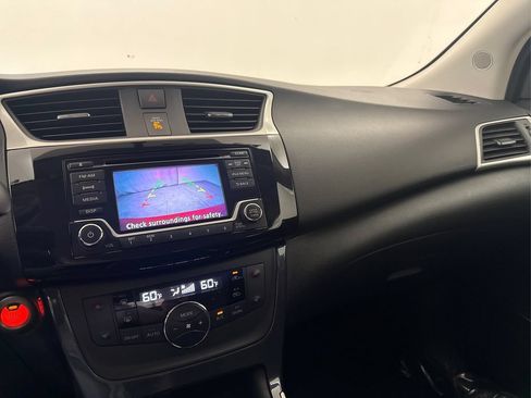 Used 2018 Nissan Sentra SR FWD image 36
