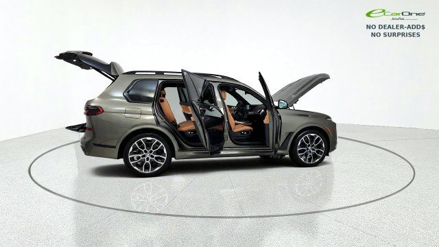 Used 2026 BMW X7 xDrive40i AWD/4WD image 19