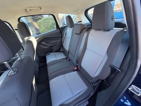 Used 2017 Ford C-MAX Energi SE image 11