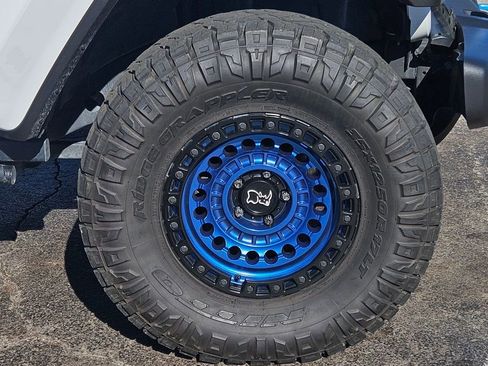 Used 2021 Jeep Wrangler Unlimited Rubicon 4xe w/ Cold Weather Group image 7