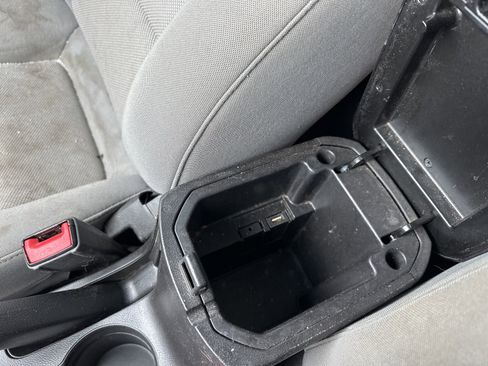 Used 2016 Chevrolet Cruze LT w/ Sun And Sound Package image 33